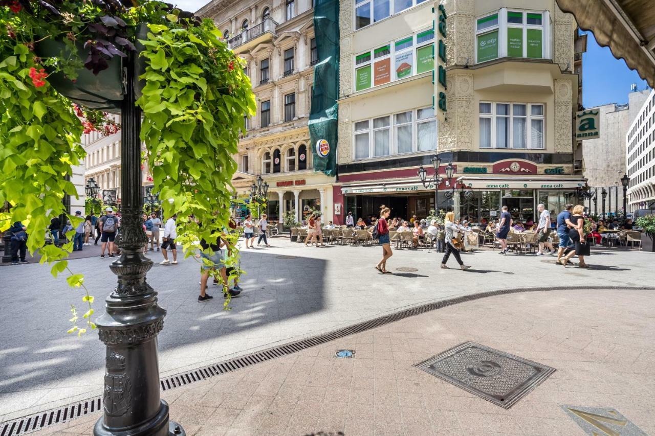 Bpr Golden Corner Suite With Balcony & A/C Budapest Bagian luar foto